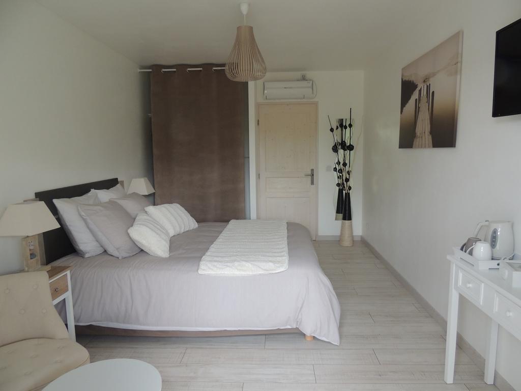 Gite & Chambres D'Hotes - Le Petit Bali Saint-Pandelon Værelse billede